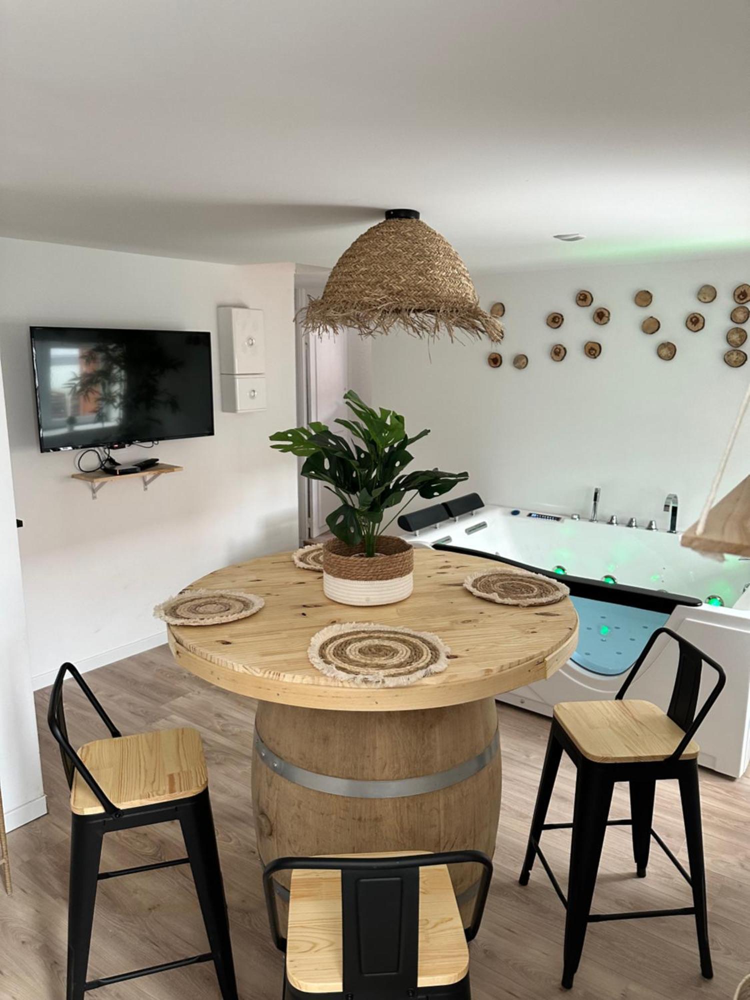 Detente Apartment *